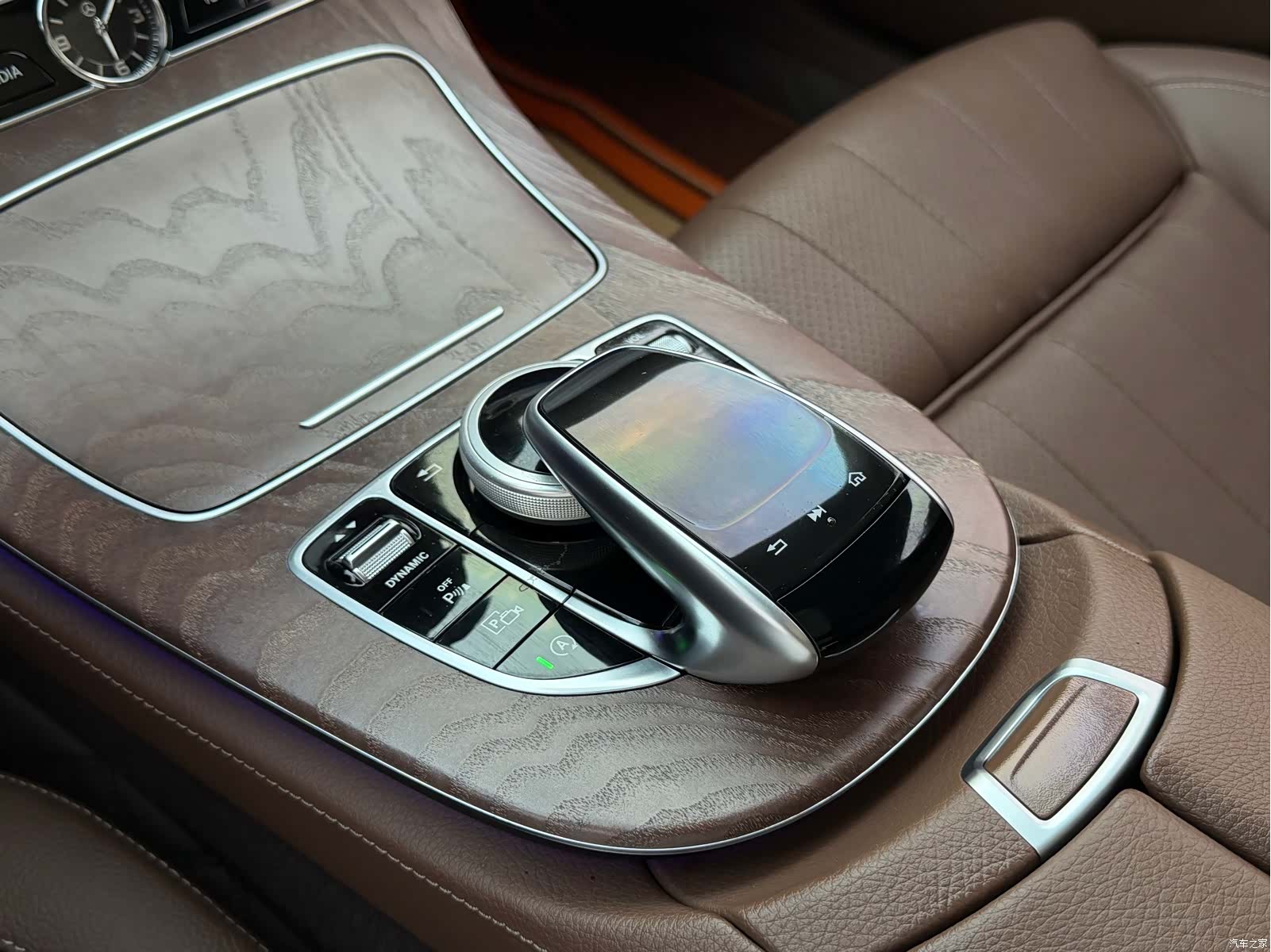 Mercedes-Benz E-Class, 2018 9