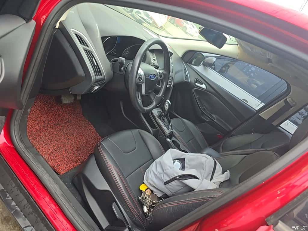 Ford Focus, 2015 15