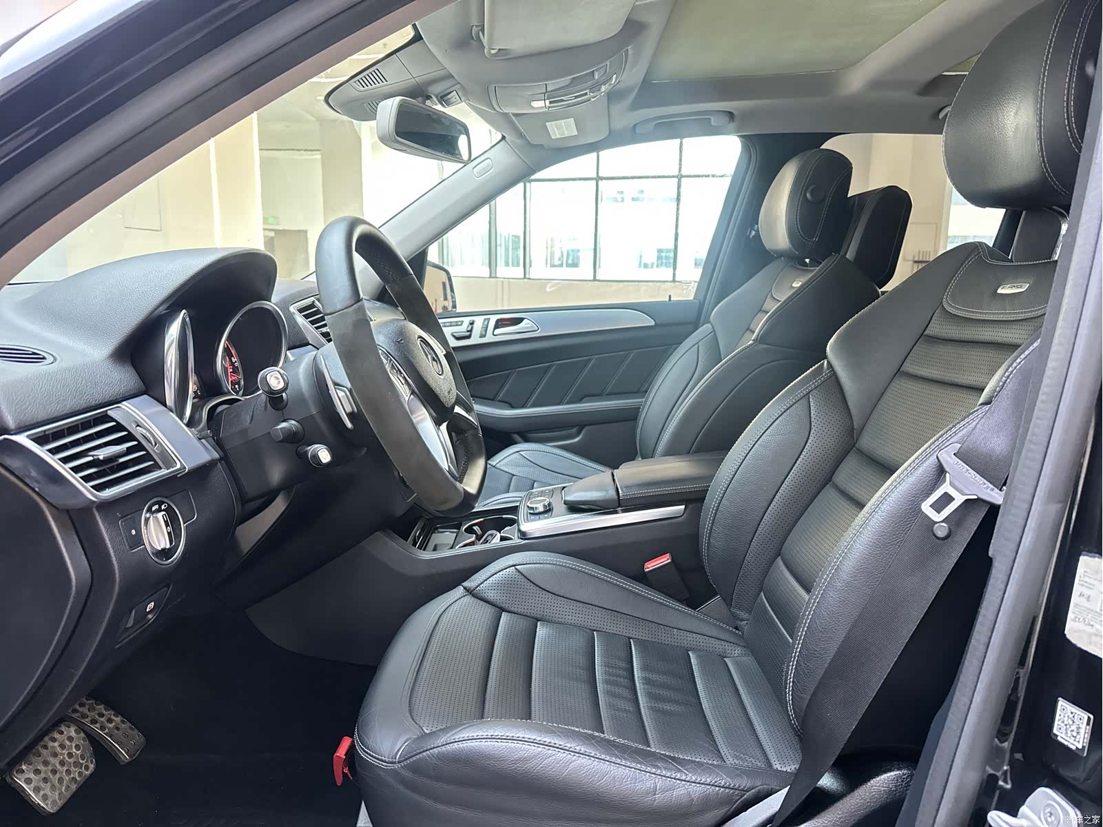 Mercedes-Benz M-Class AMG, 2015 9