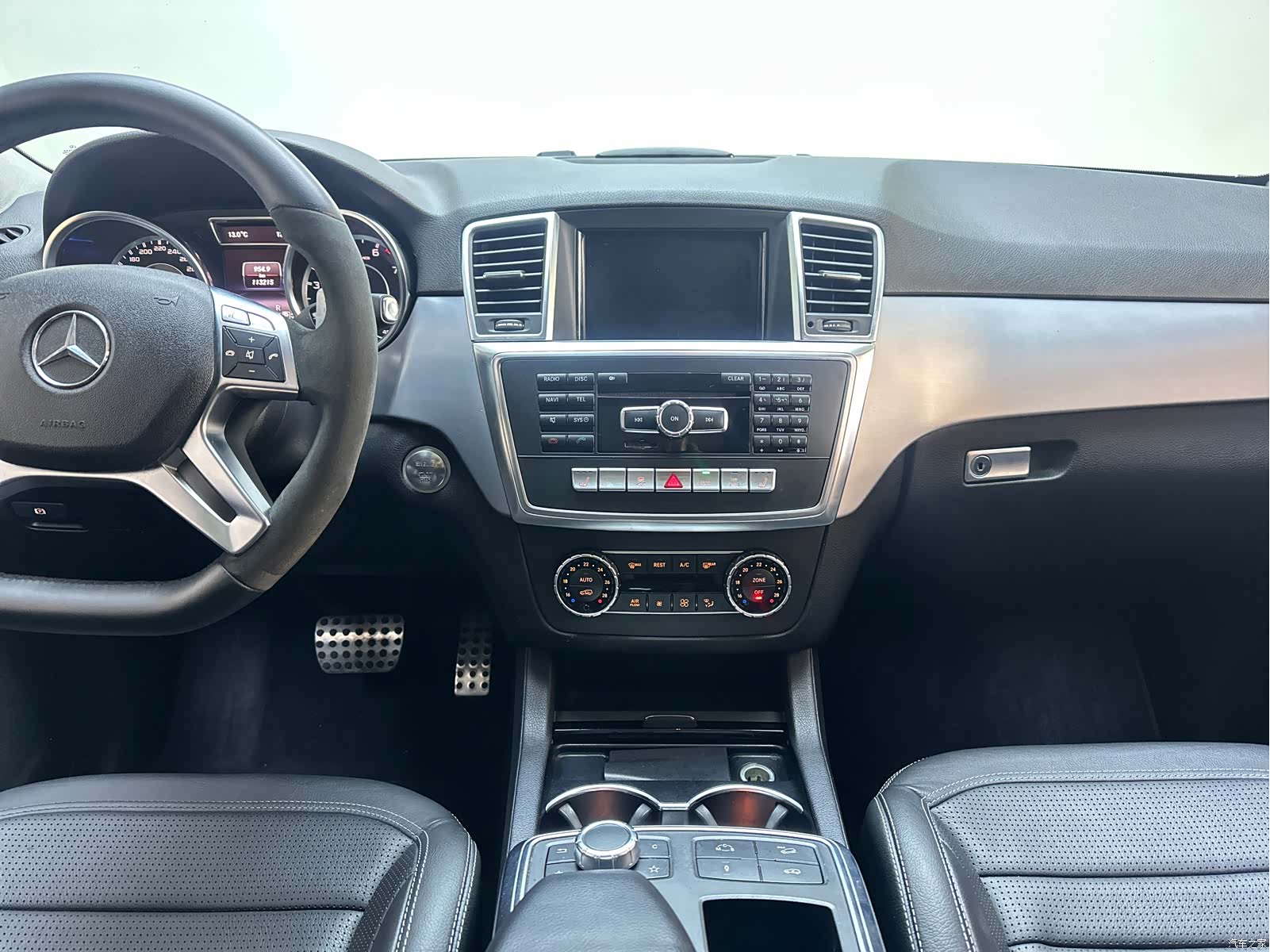 Mercedes-Benz M-Class AMG, 2015 18