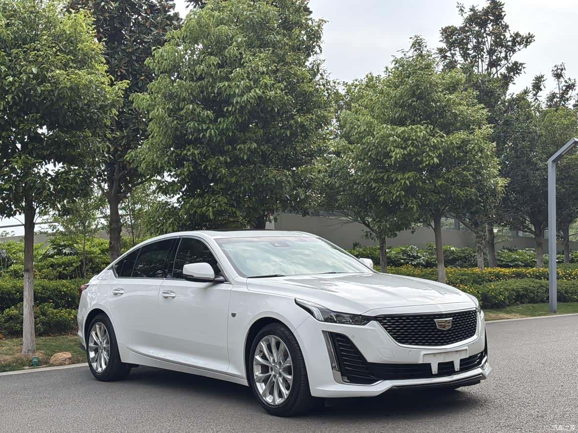 Cadillac CT5, 2021 3