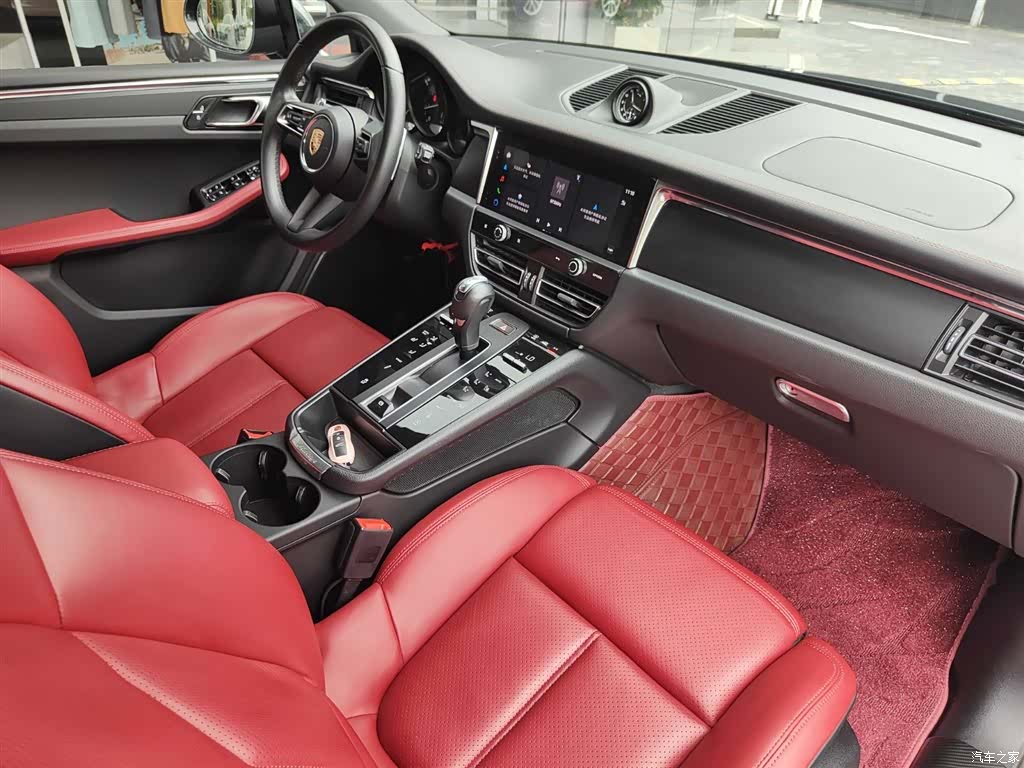 Porsche Macan, 2024 17