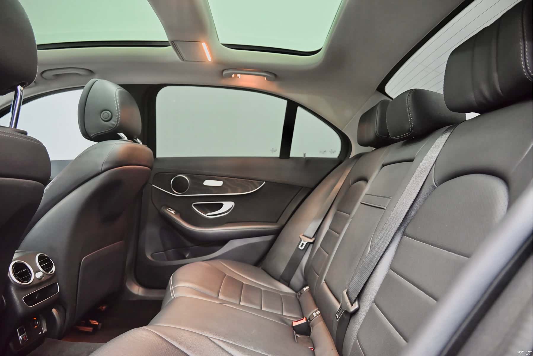 Mercedes-Benz C-Class, 2021 8