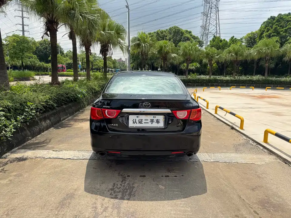 Toyota Reiz Toyota Reiz