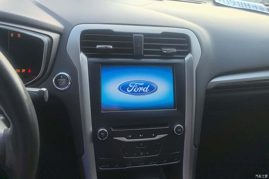 Ford Mondeo, 2015 13
