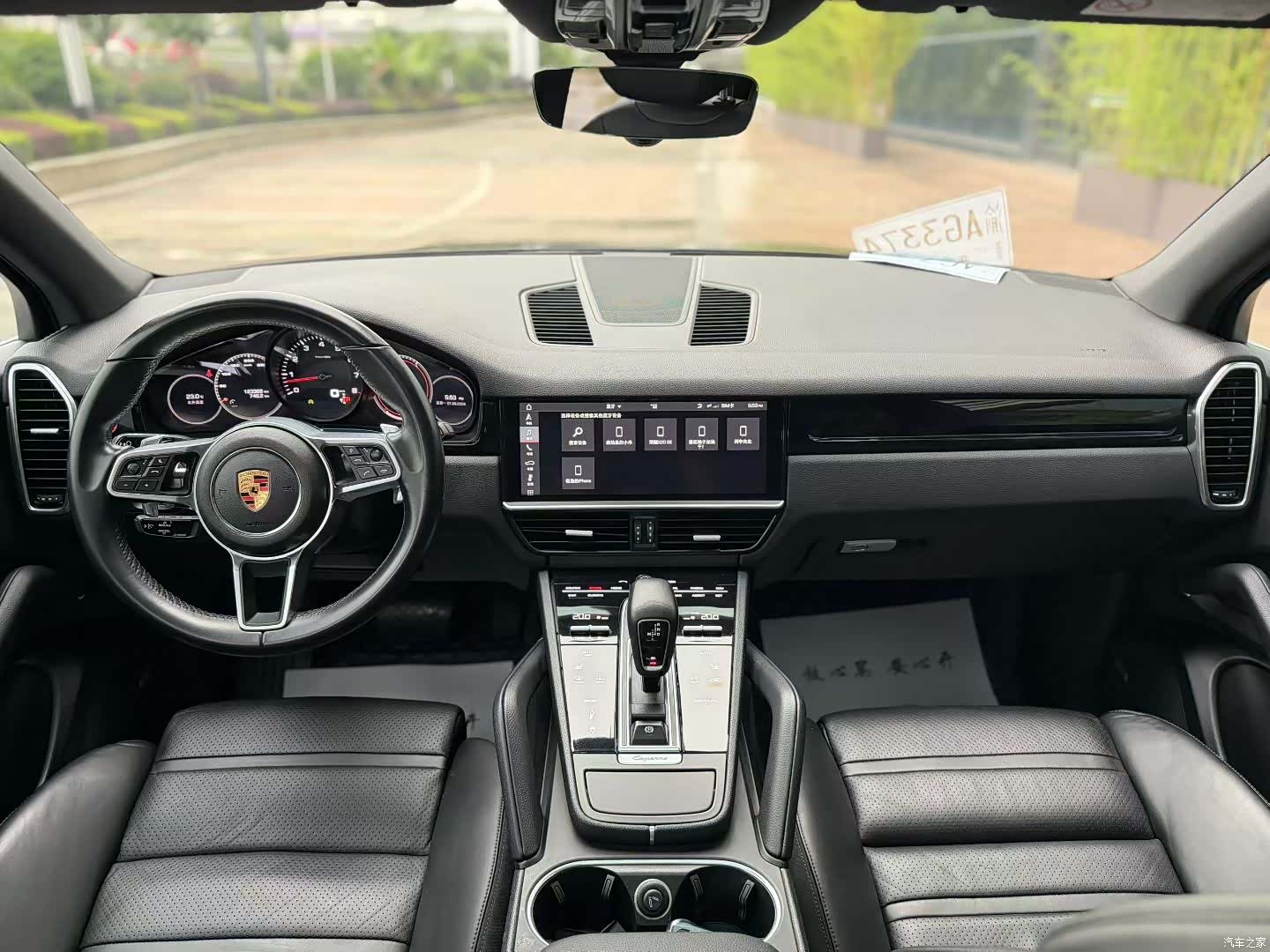 Porsche Cayenne, 2018 все фото