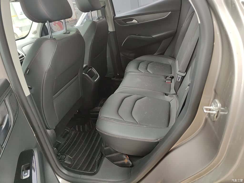 Borgward BX5, 2018 13