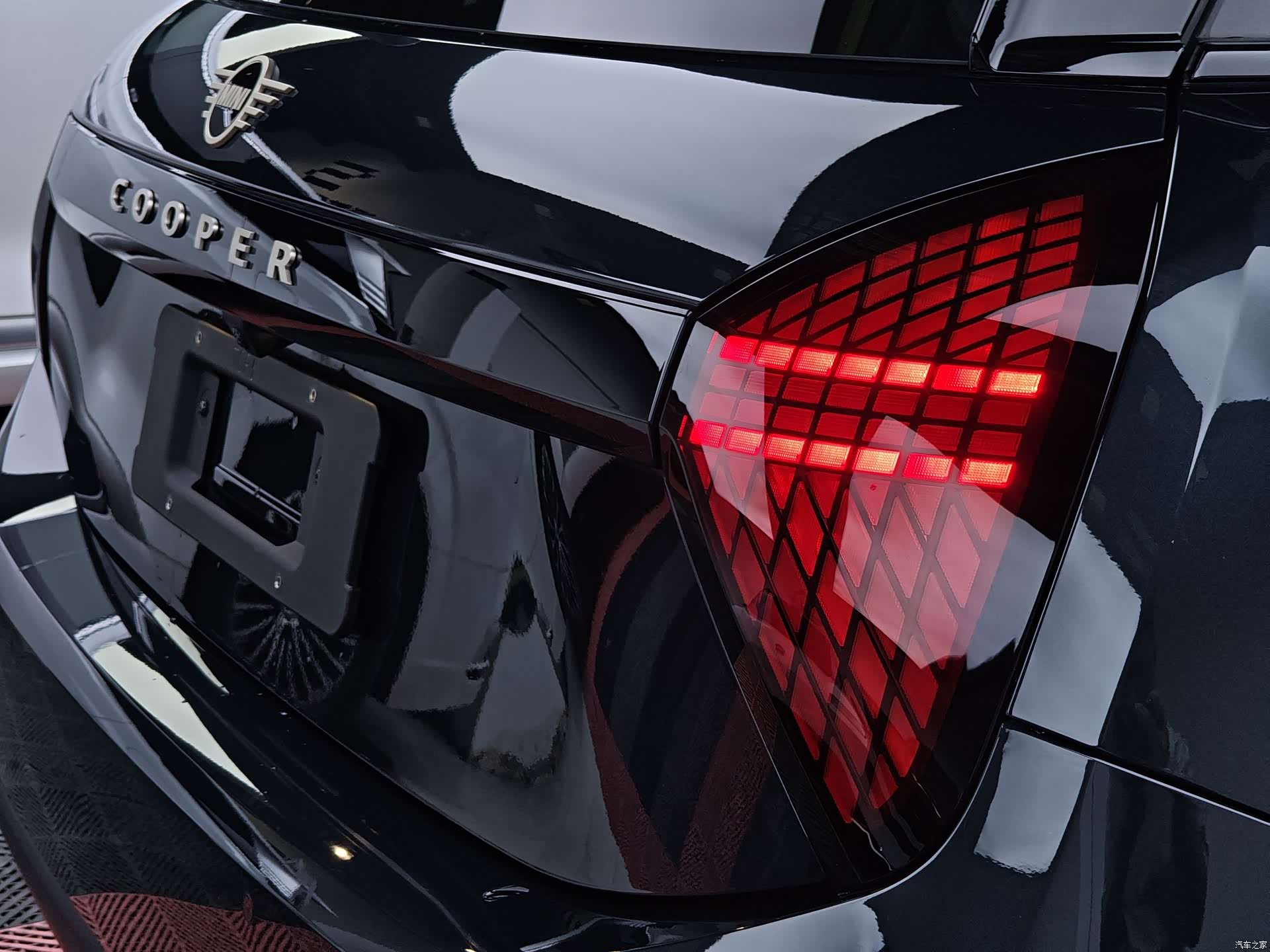 Mini Cooper, 2025 13