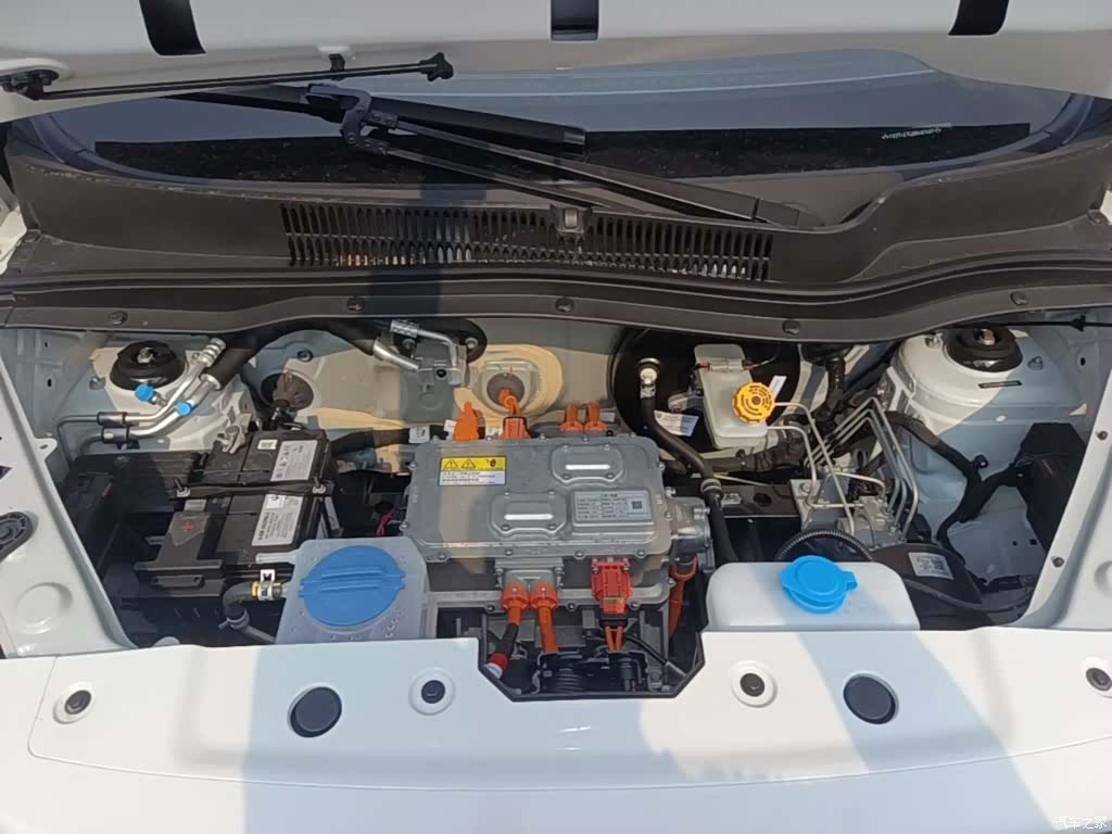 Leapmotor T03, 2025 16