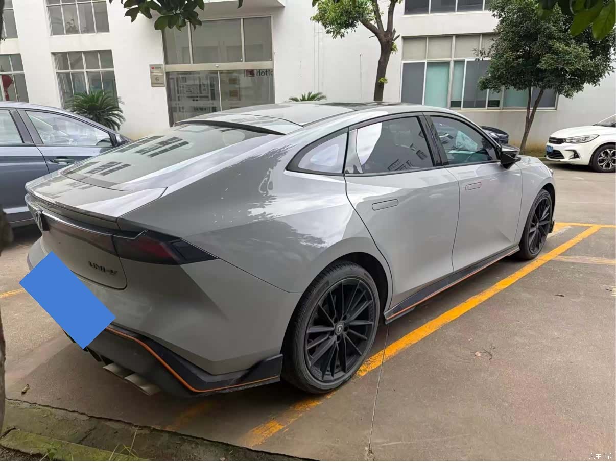 Changan UNI-V, 2022 7