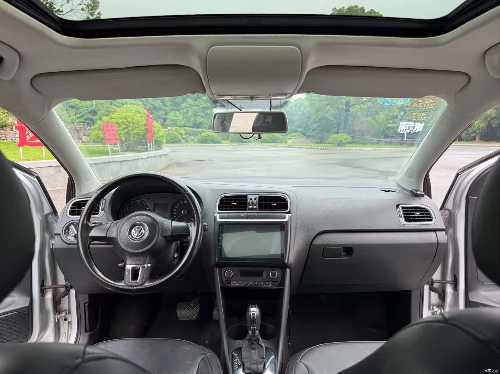 Volkswagen Polo, 2012 10