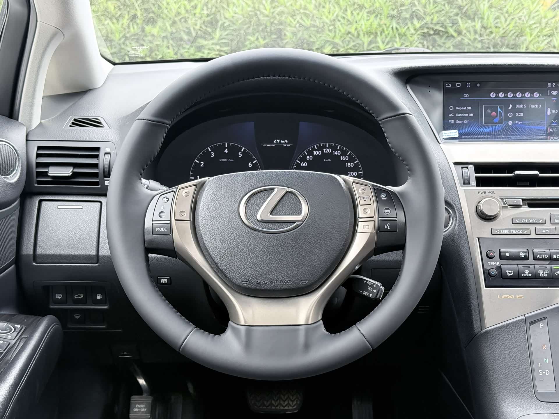 Lexus RX, 2012 10