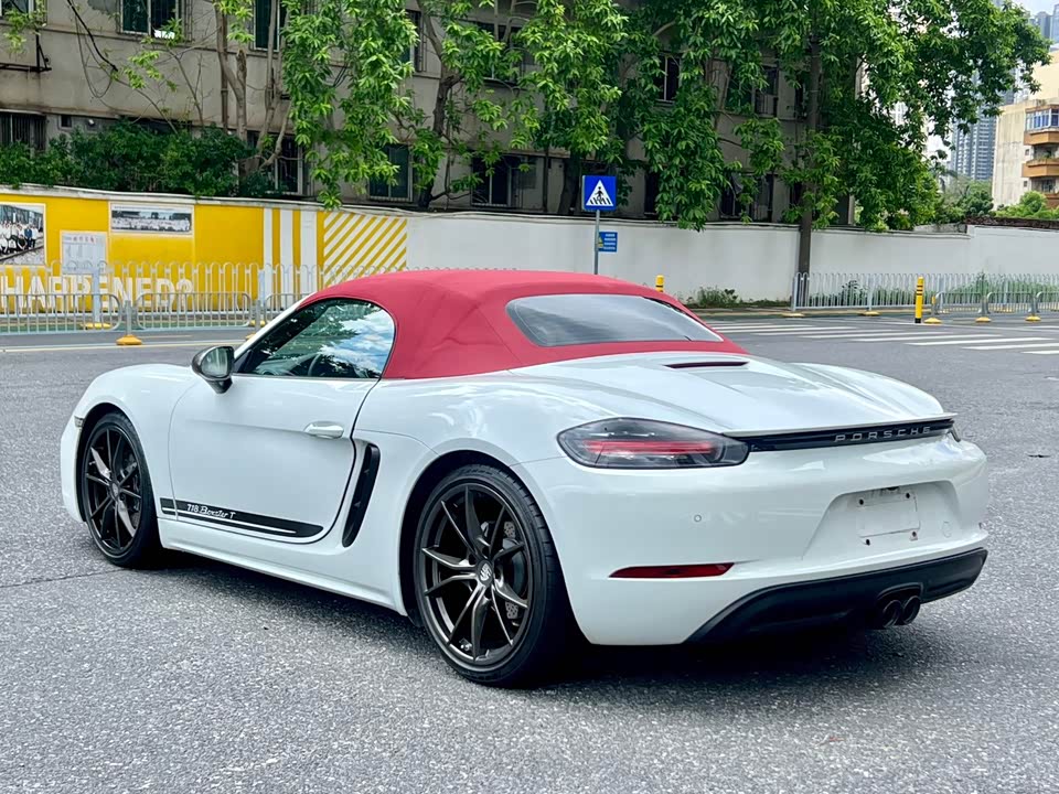 Porsche 718