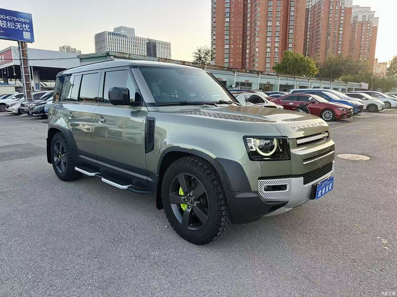Land Rover Defender, 2021 3