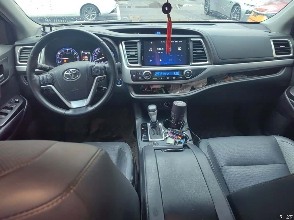 Toyota Highlander, 2021 все фото