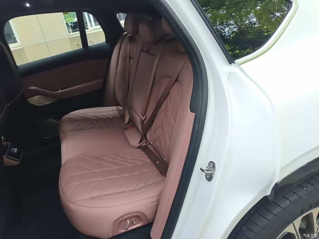 NIO EC6, 2025 17