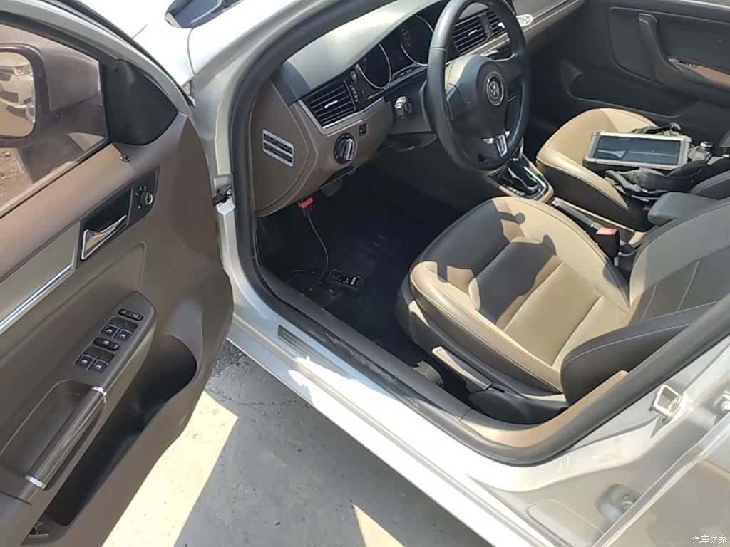 Volkswagen Bora, 2015 16