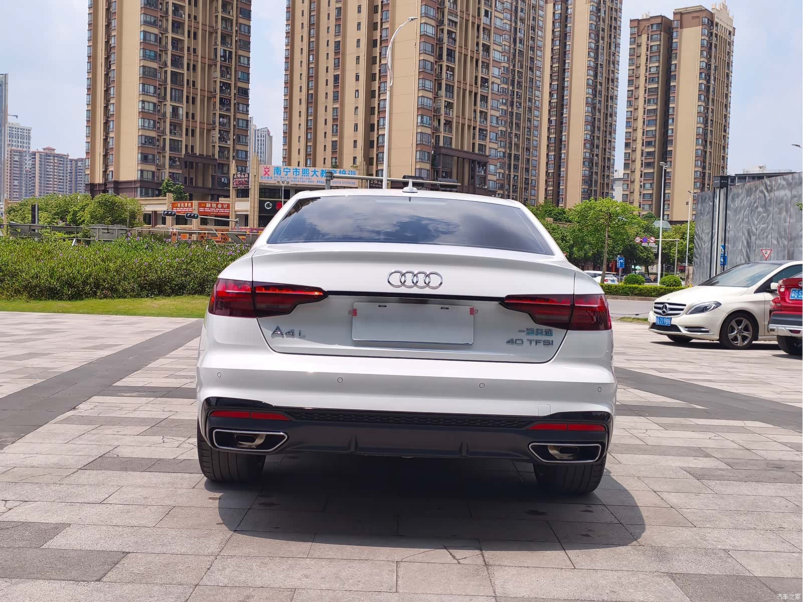 Audi A4L, 2024 все фото