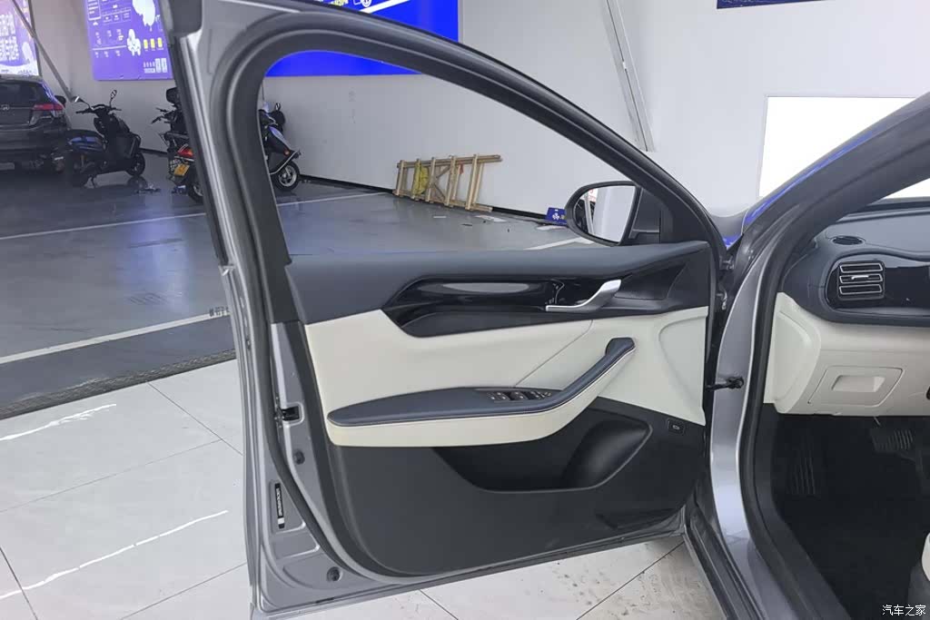 BYD Qin, 2023 7