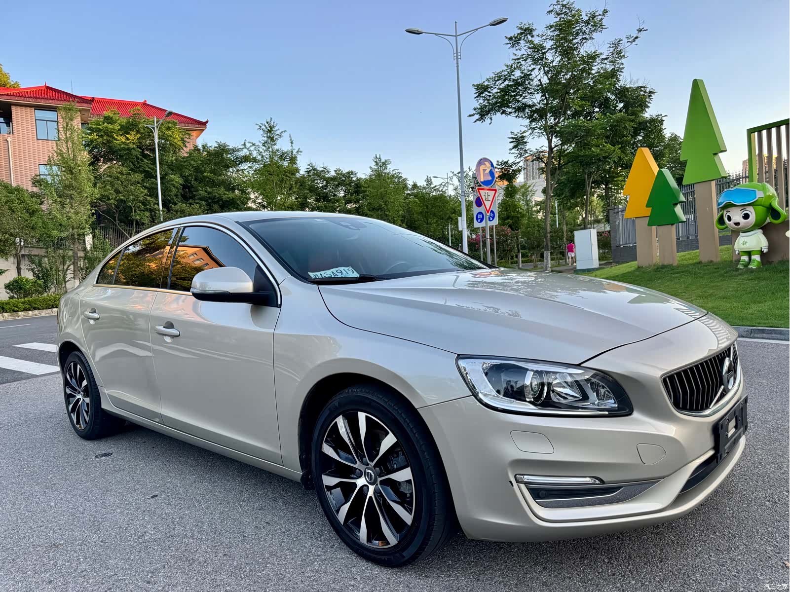 Volvo S60, 2018 4