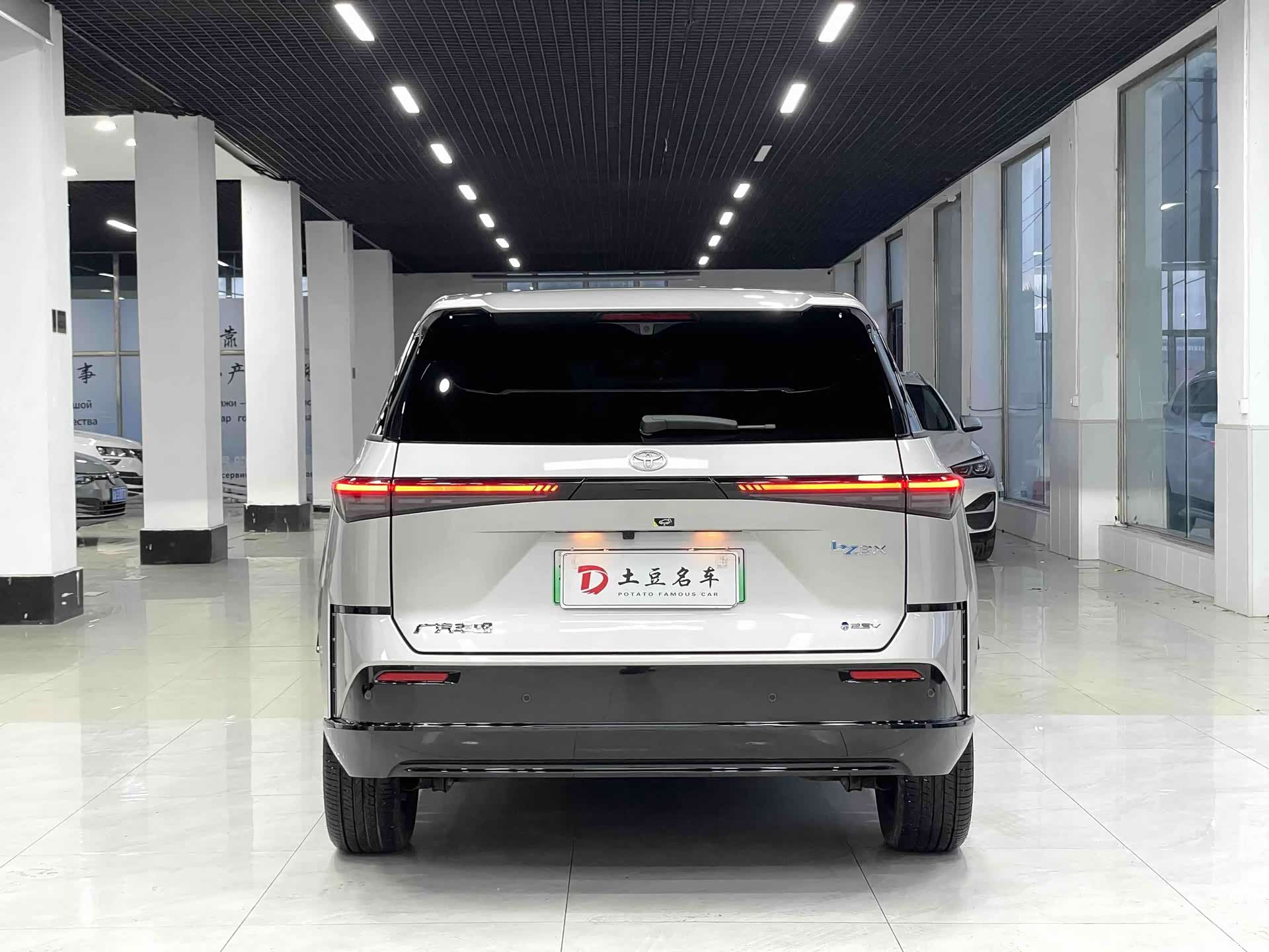 Toyota 3X, 2025 все фото
