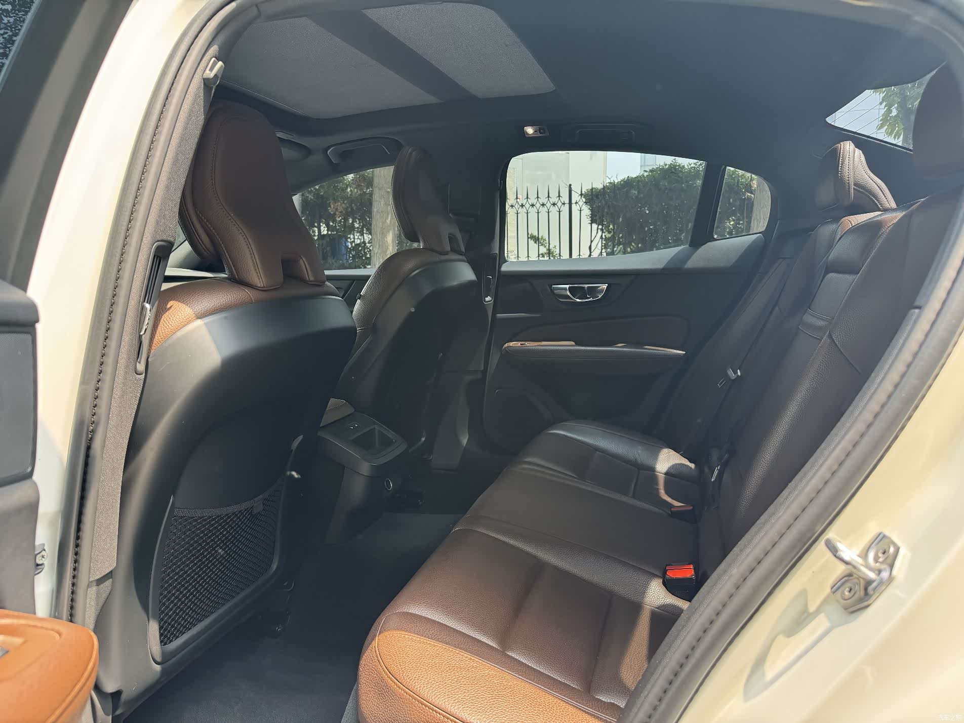 Volvo S60, 2020 19