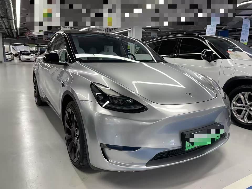 Tesla Model Y Tesla Model Y