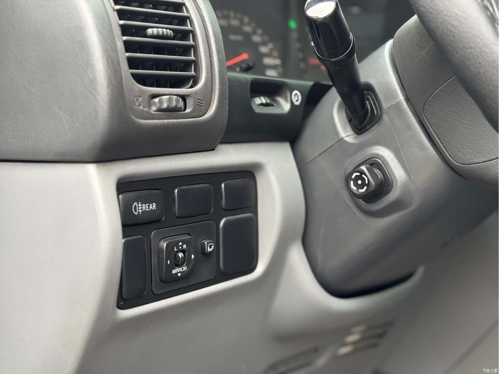 Toyota Land Cruiser, 2002 10