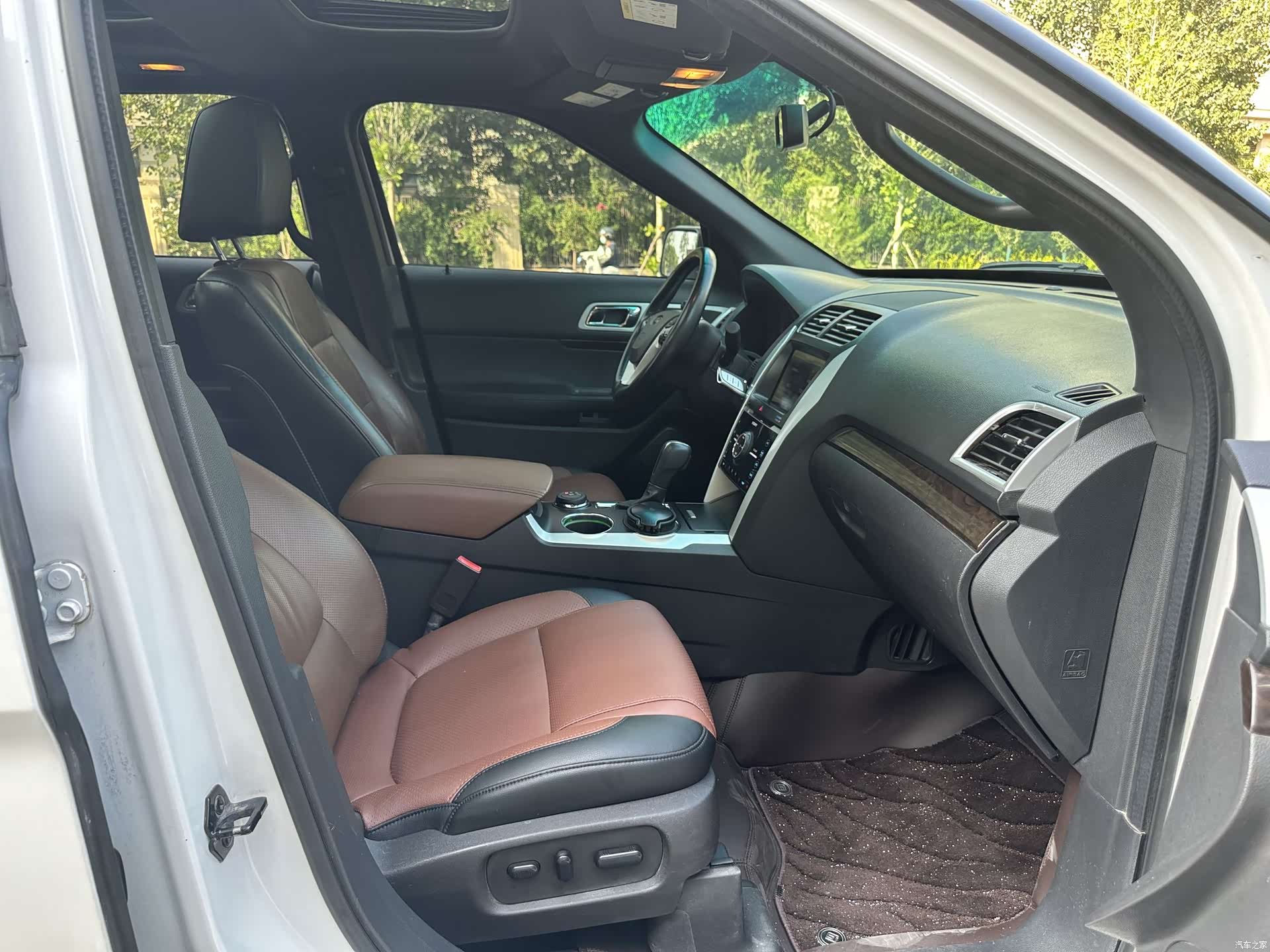 Ford Explorer, 2014 7
