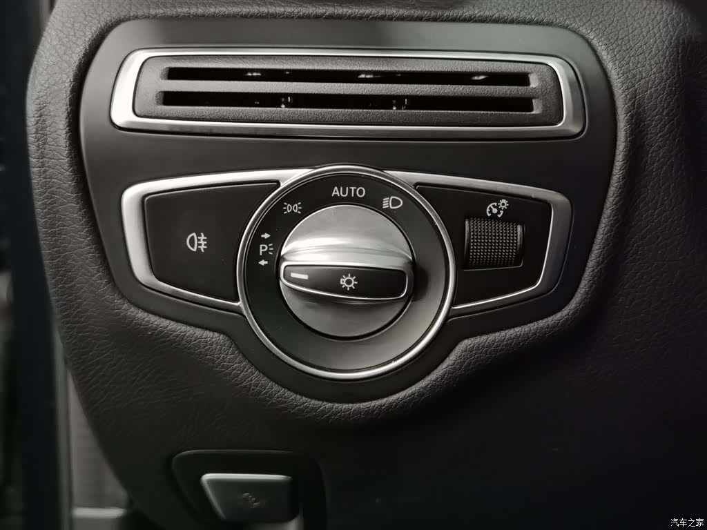 Mercedes-Benz C-Class, 2021 21