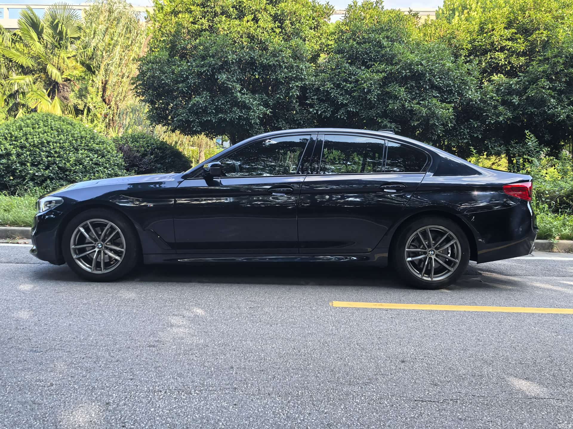 BMW 5 Series, 2019 4
