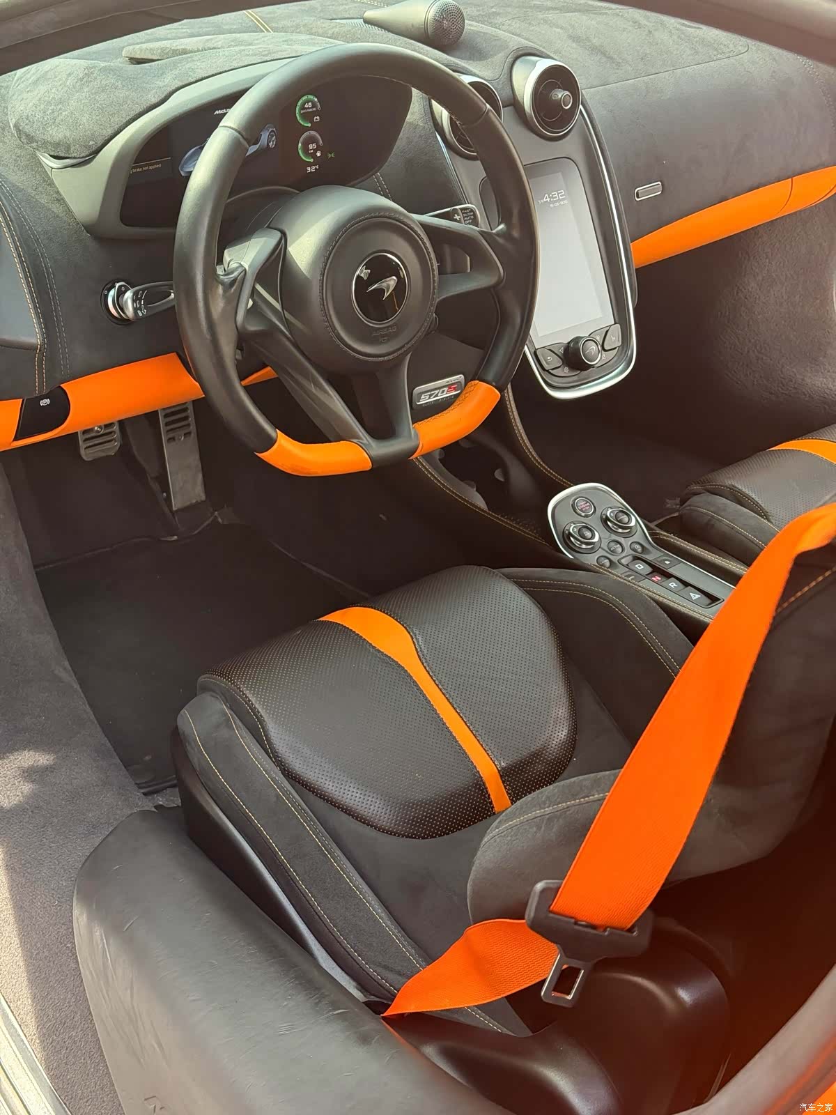 McLaren 570, 2019 6