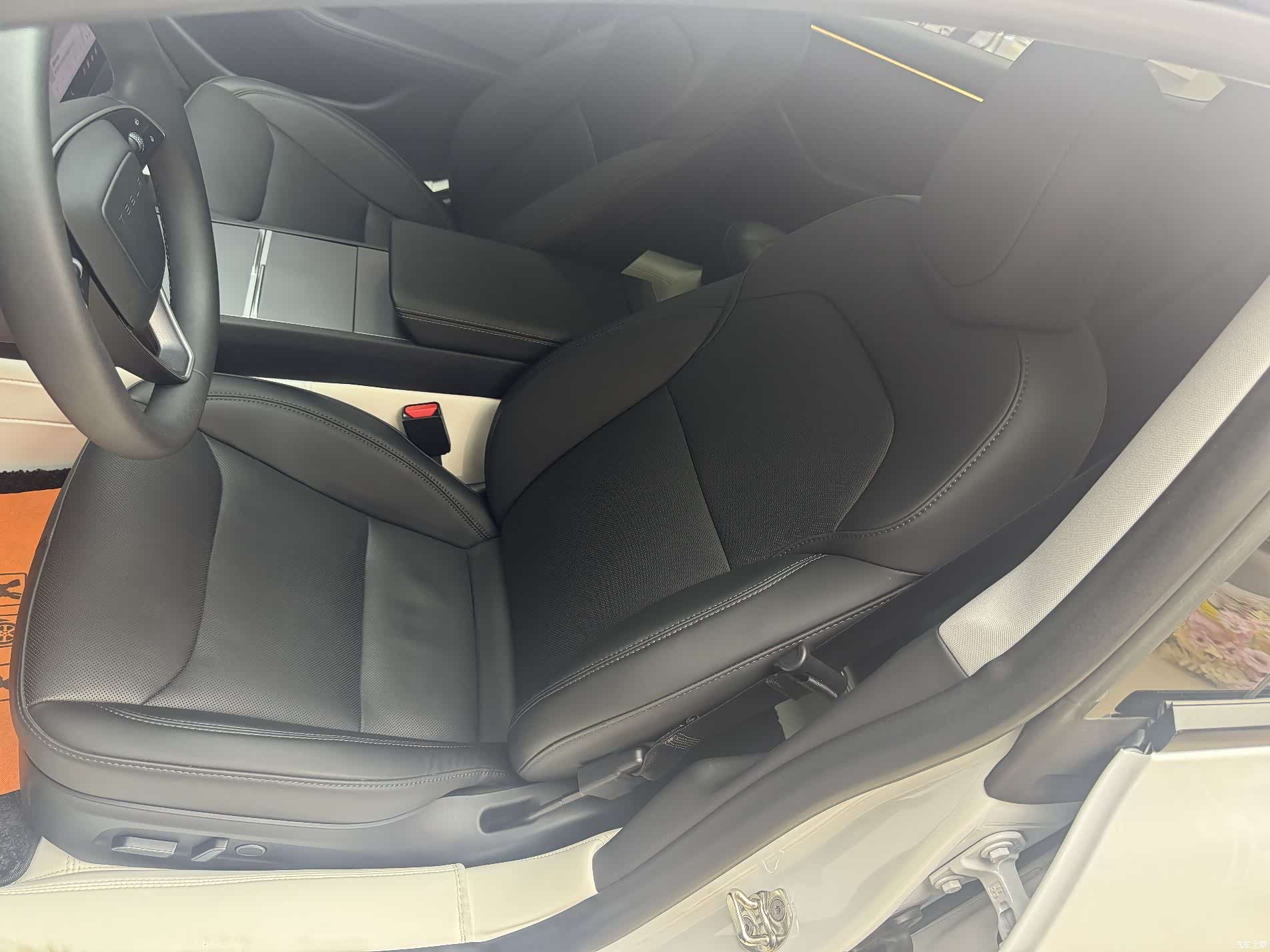 Tesla Model 3, 2024 11