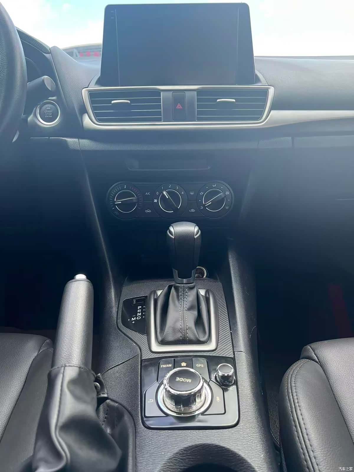 Mazda Mazda3, 2016 8