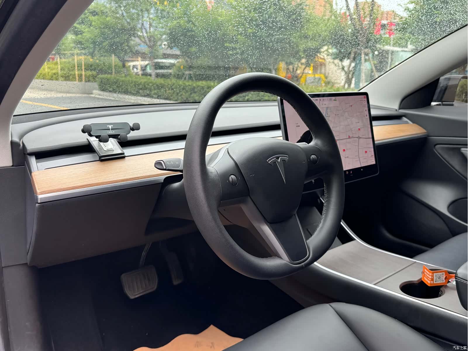 Tesla Model 3, 2020 14