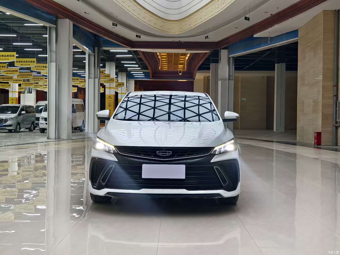 Geely Binray, 2023 3