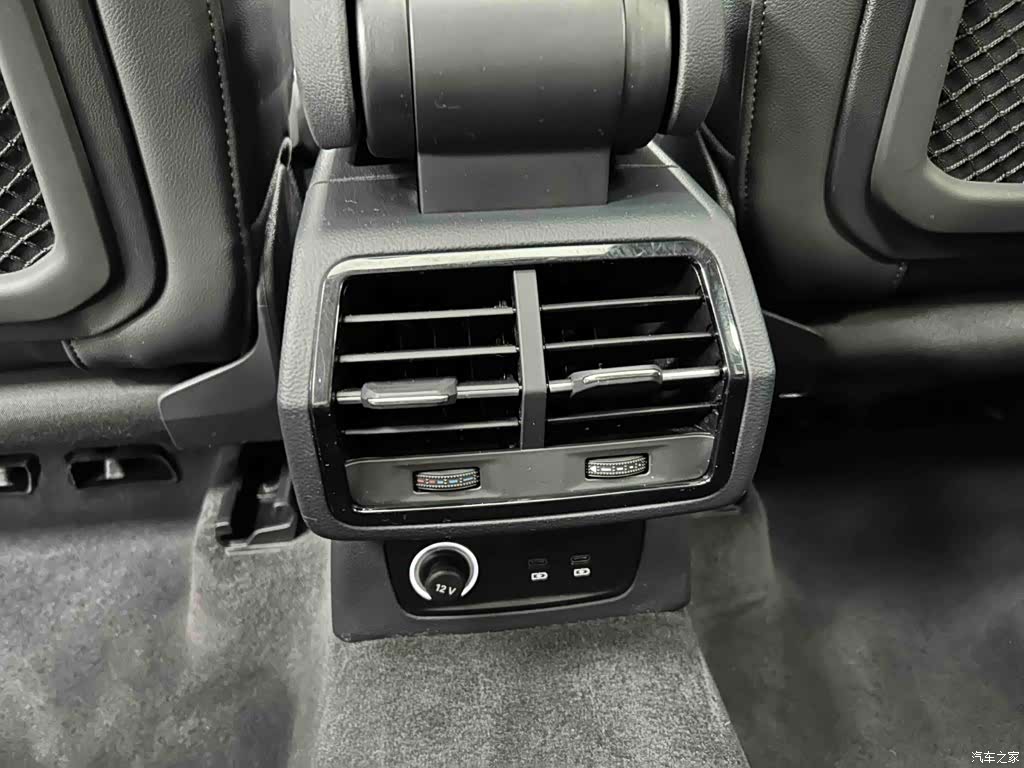 Audi Q3, 2022 15