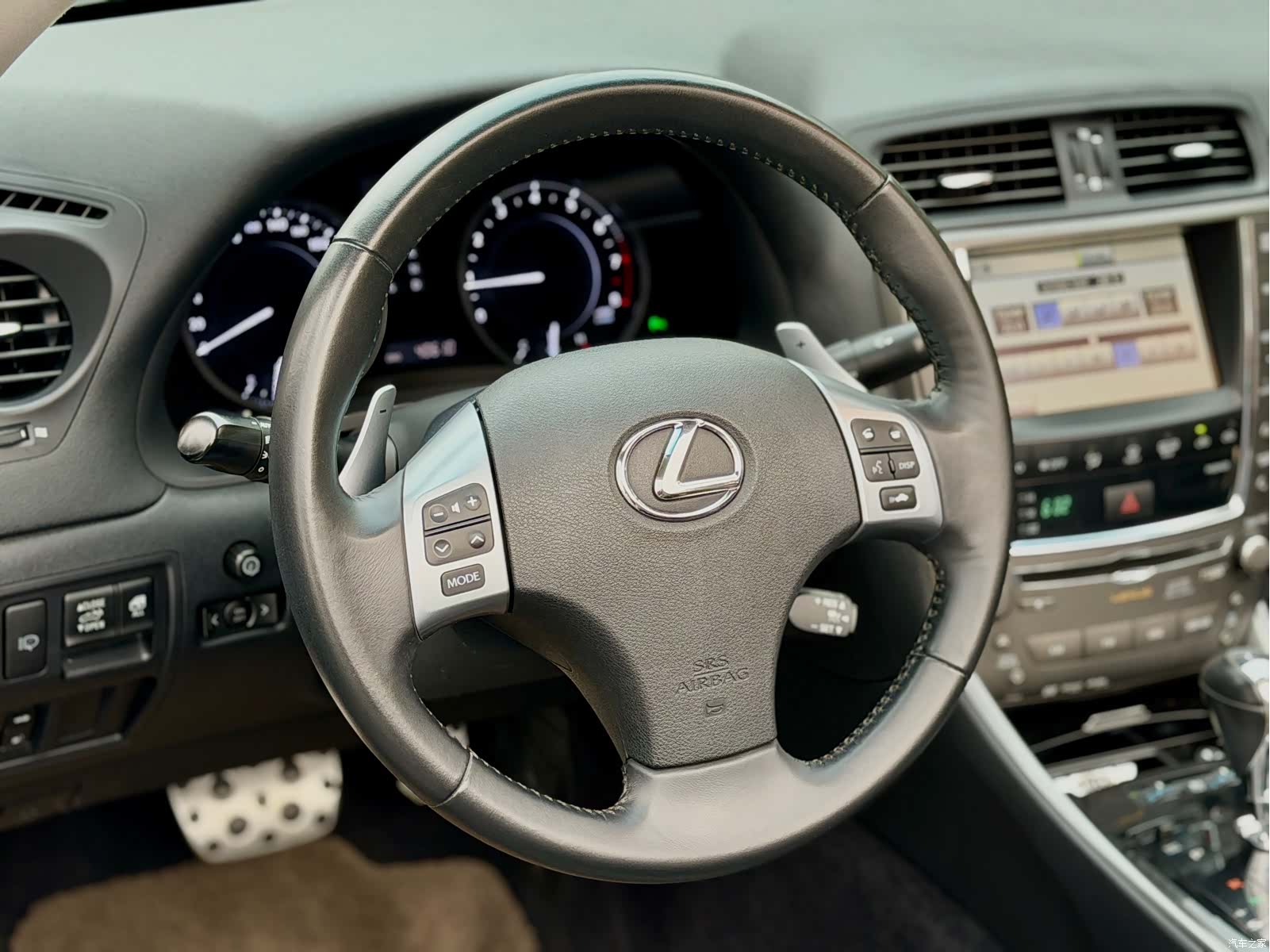 Lexus IS, 2011 9