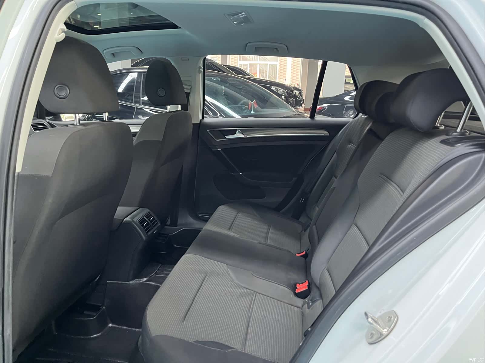 Volkswagen Golf, 2016 9
