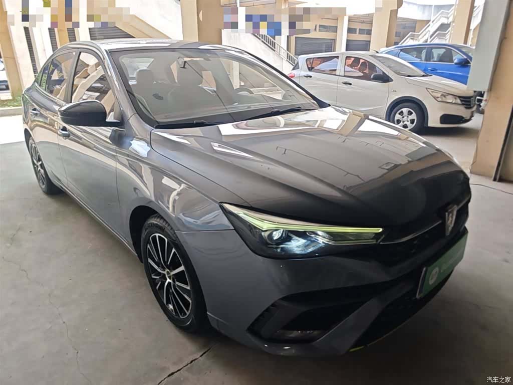 Roewe i5, 2021 4