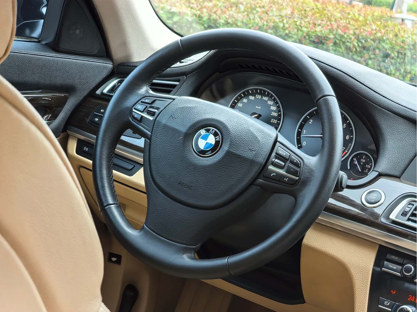 BMW 7 Series, 2011 12