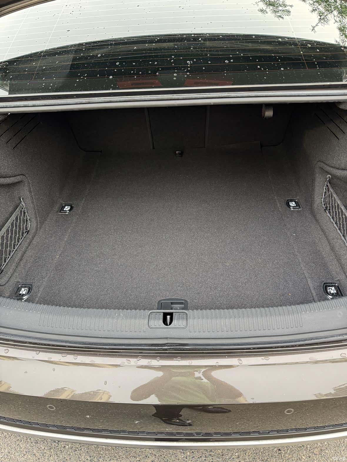 Audi A4L, 2019 16