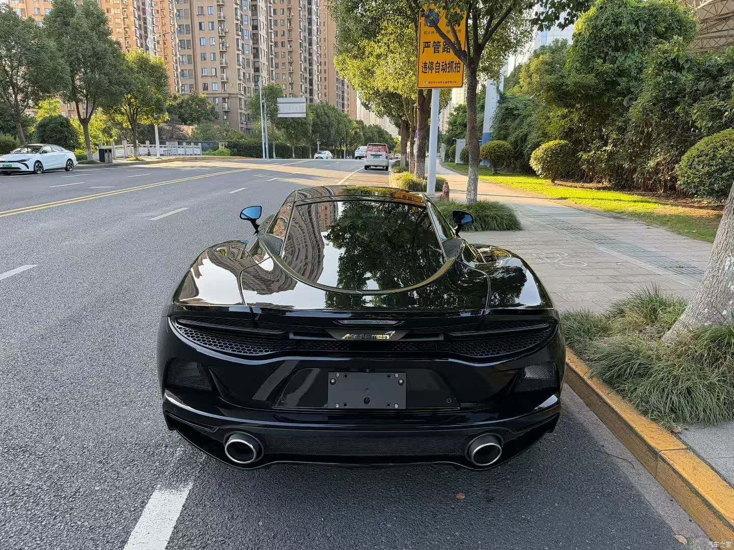McLaren GT, 2024 все фото