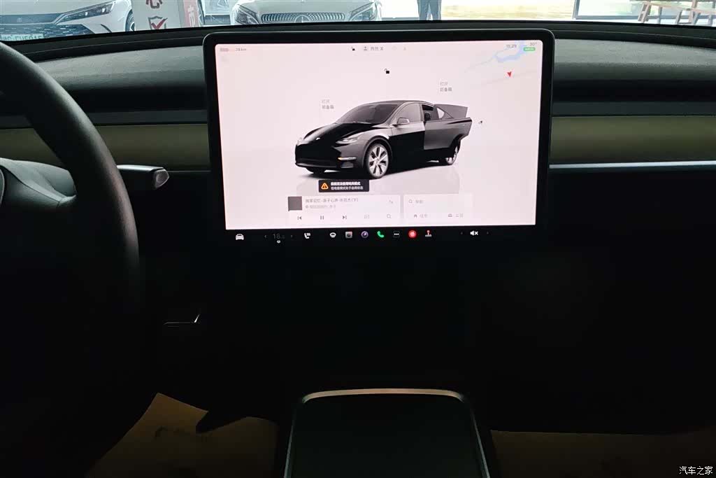 Tesla Model Y, 2022 13