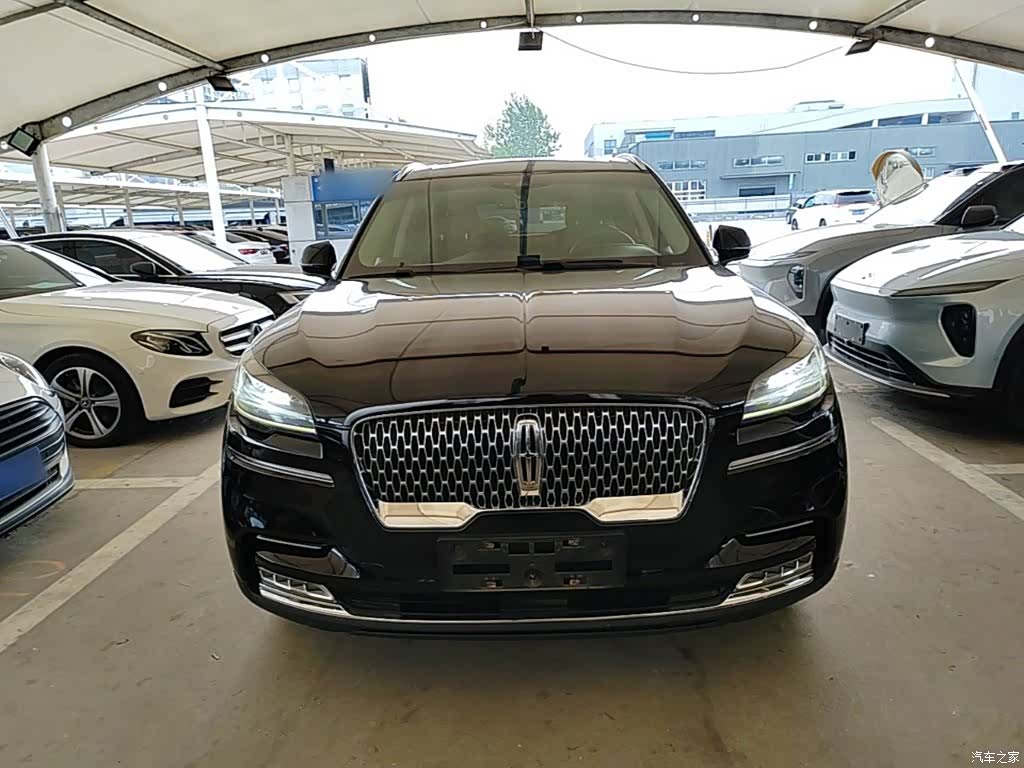 Lincoln Aviator, 2021 3
