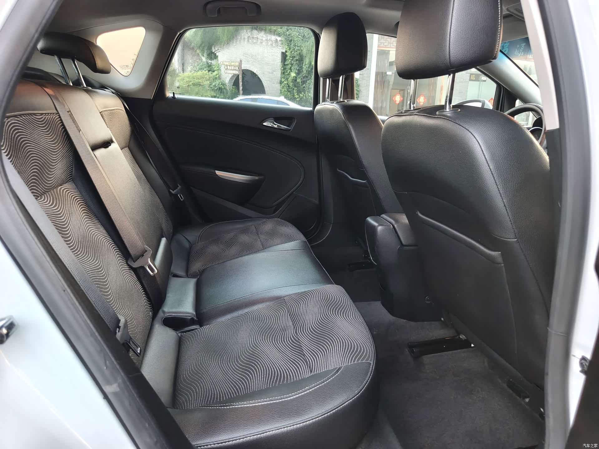 Buick XT, 2015 7