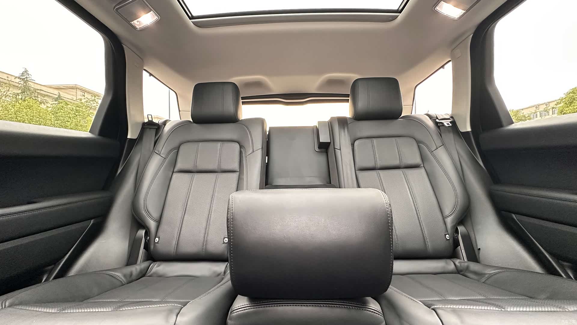 Land Rover Range Rover, 2019 18