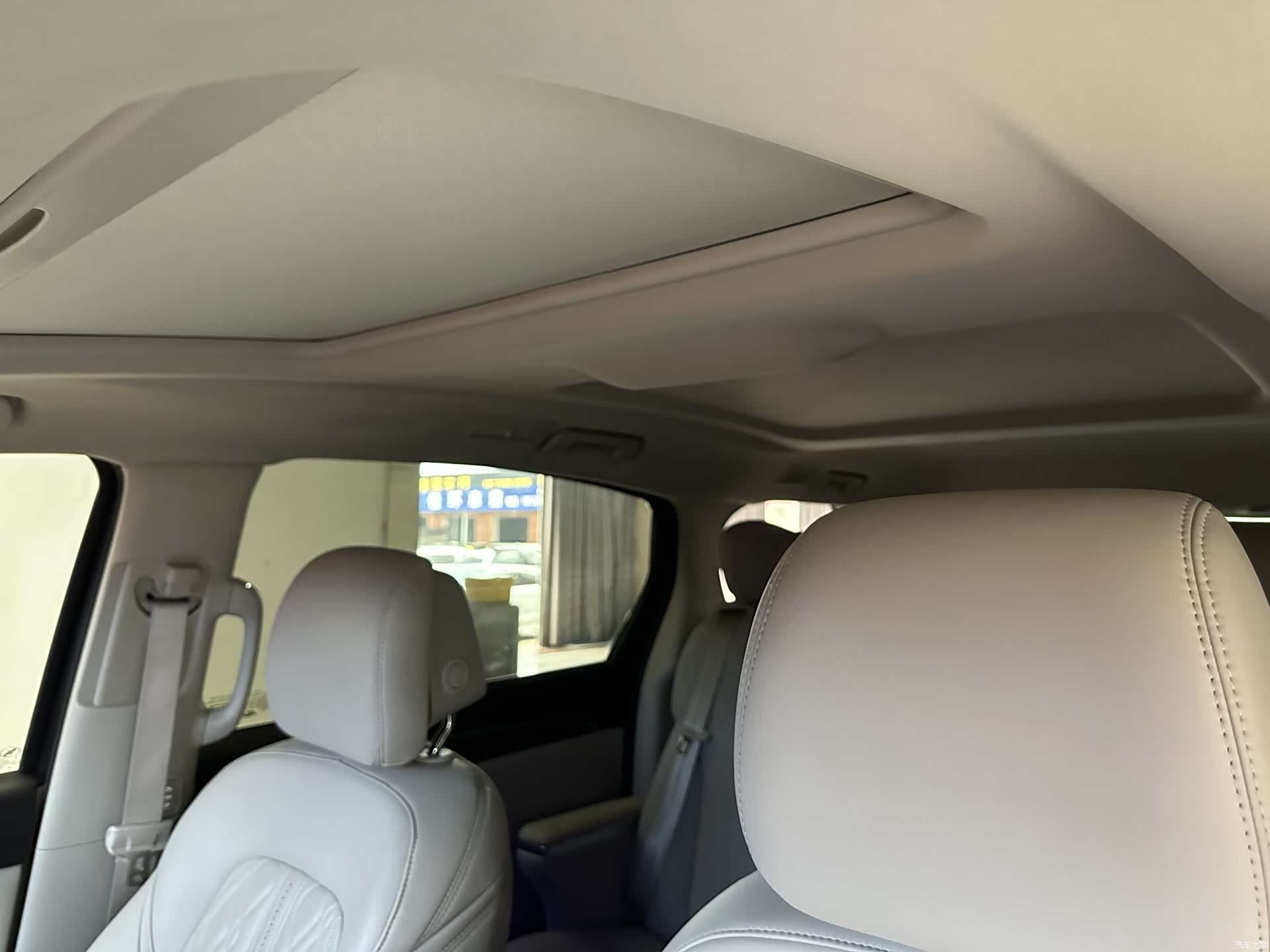 Buick GL8, 2023 30