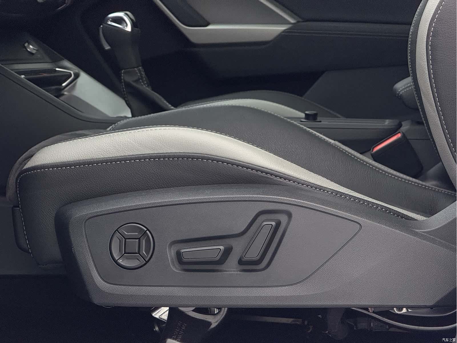 Audi Q3, 2023 21