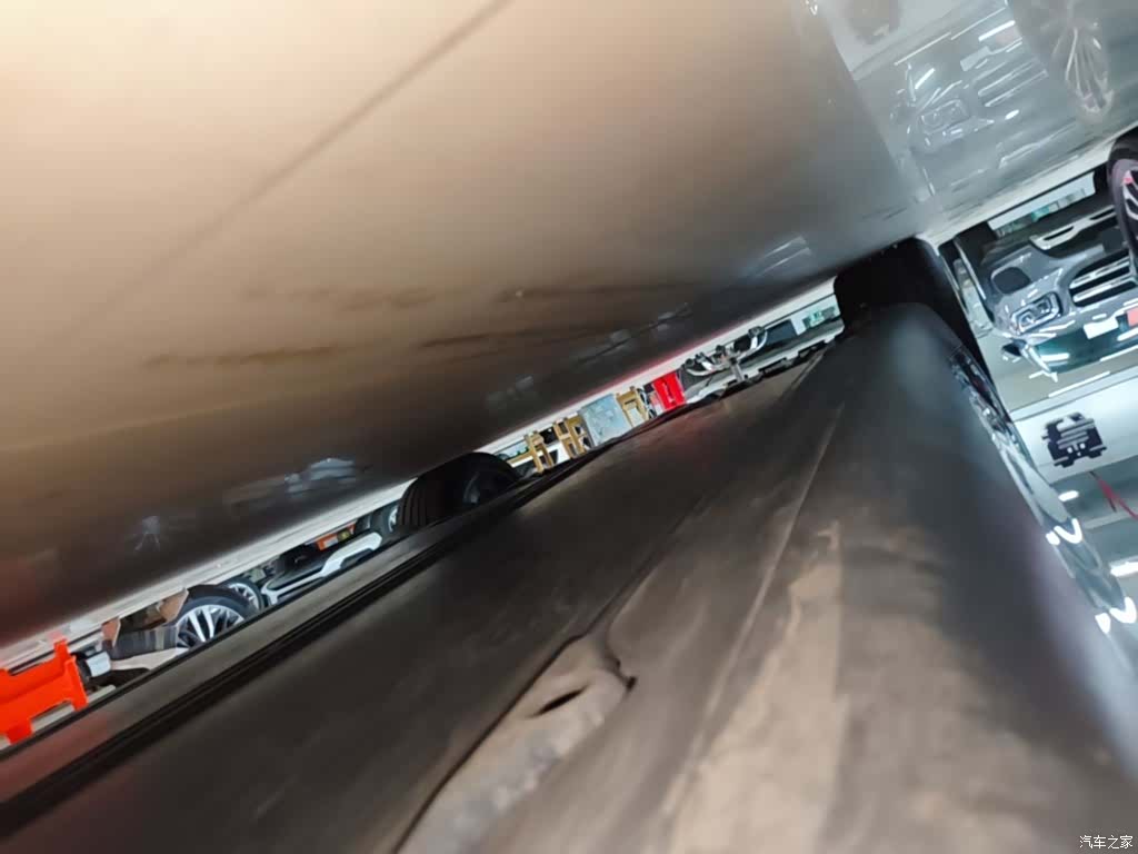 Tesla Model Y, 2022 21